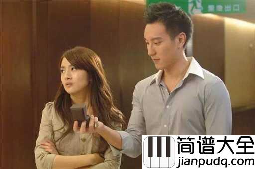 踮起脚尖爱吉他谱_洪佩瑜_涟漪依旧锋利,牵动一潭星