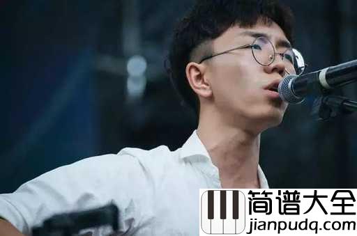 理想三旬尤克里里谱_陈宏宇_当人生洗尽铅华,才能对生活重新满怀期待