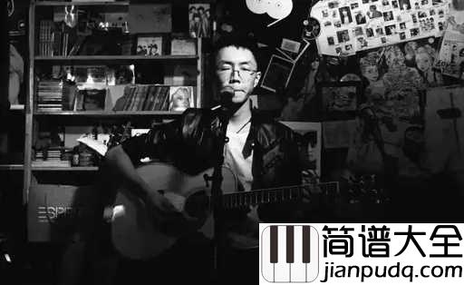 理想三旬尤克里里谱_陈宏宇_当人生洗尽铅华,才能对生活重新满怀期待